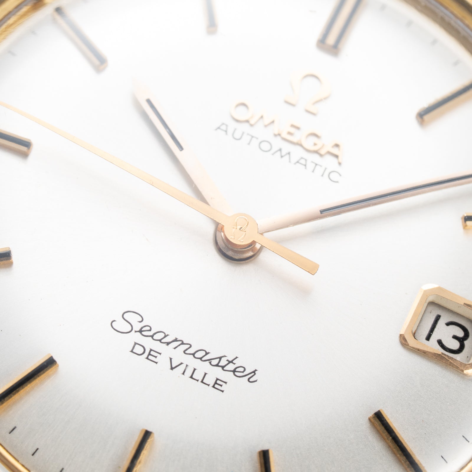 Omega Seamaster De Ville Automatic in 18k Yellow gold Ref 166.020 from 1964