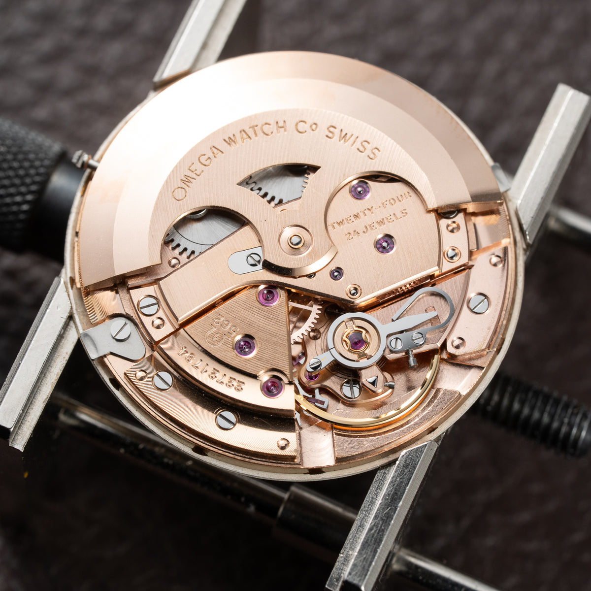 Omega Seamaster De Ville Automatic 18K Rosé Pink Gold French Case Ref. 166.020 Circa 1965
