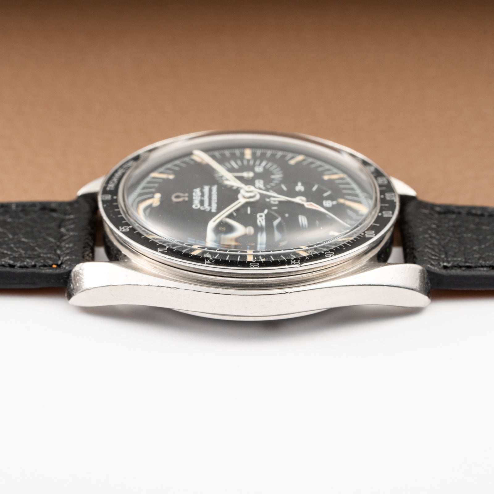 Omega Speedmaster Professional Pre-Moon DON Bezel Caliber 321 Ref. 105.012-66 CB Case from 1966
