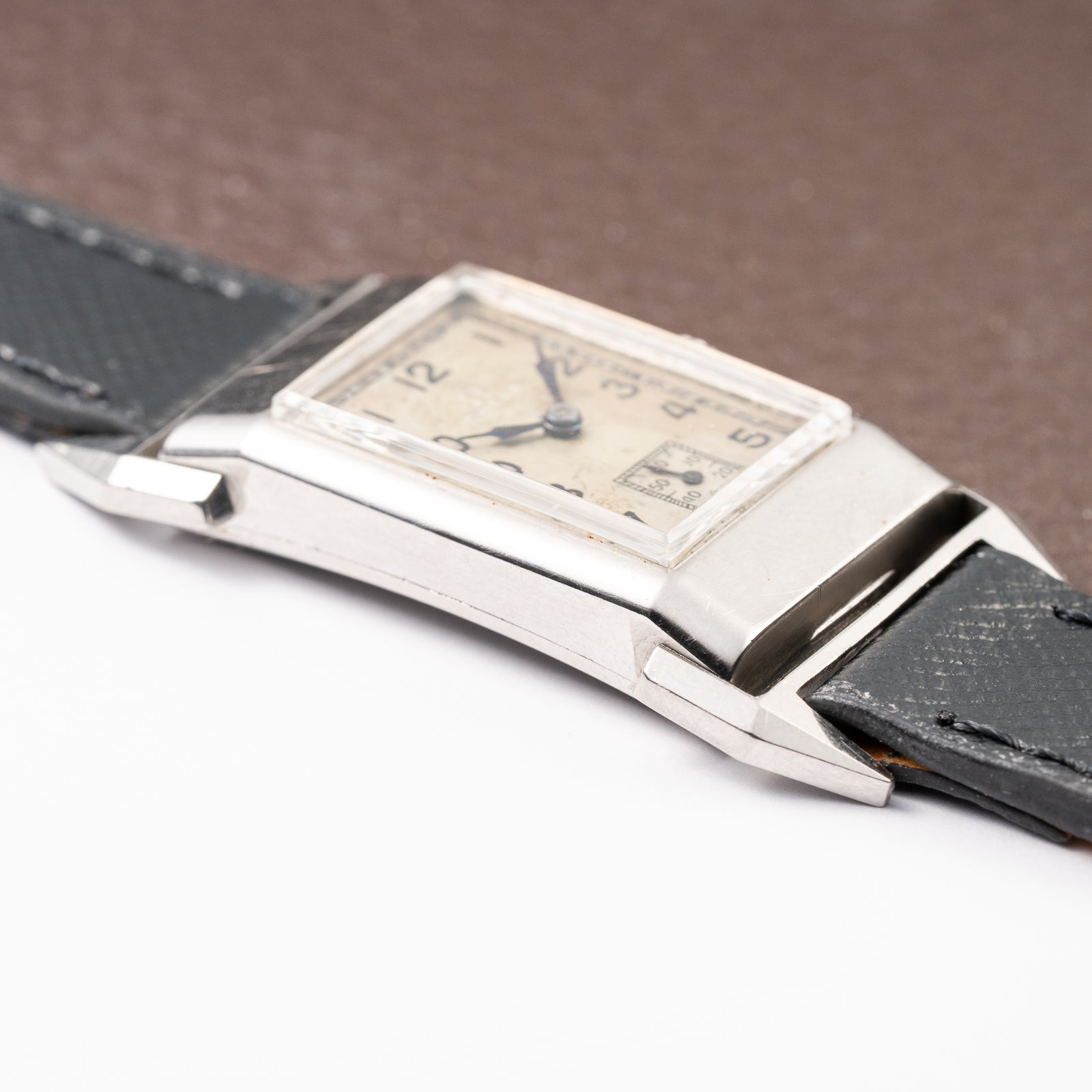 Omega Tank T17 Rare Moving Lugs from 1937