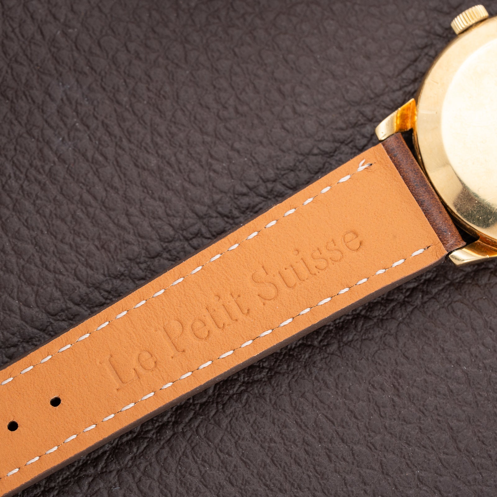 Omega Trésor Dress Watch Sub Seconds 18K Yellow Gold Ref. 2894 from 1958