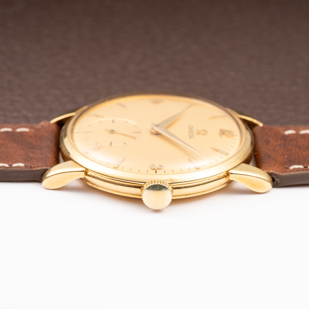 Omega Trésor Dress Watch Sub Seconds 18K Yellow Gold Ref. 2894 from 1958