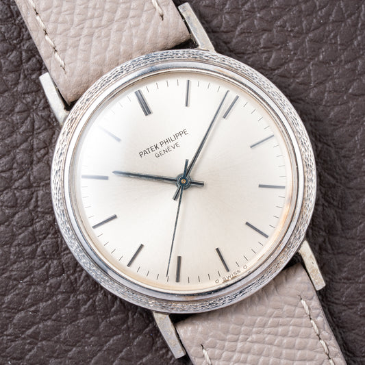 Patek Philippe Automatic Back-Winder Sigma Dial 18K White Gold Bark Finish Ref. 3569 from 1970s