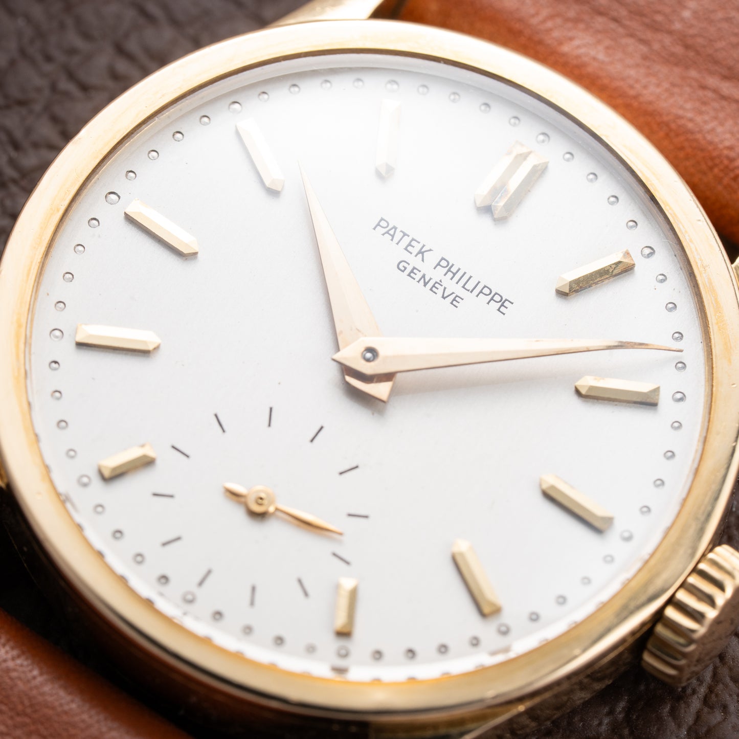 Patek Philippe Calatrava 18k Yellow Gold Ref. 96 from 1950s