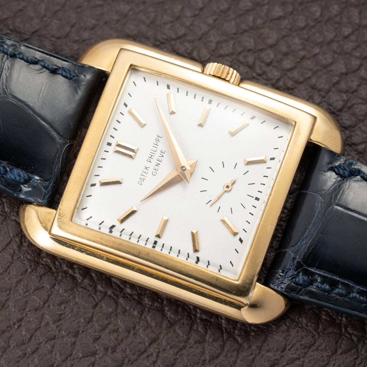 Patek Philippe Cioccolatone Square 18K Yellow Gold with Extract Ref. 2486 from 1954