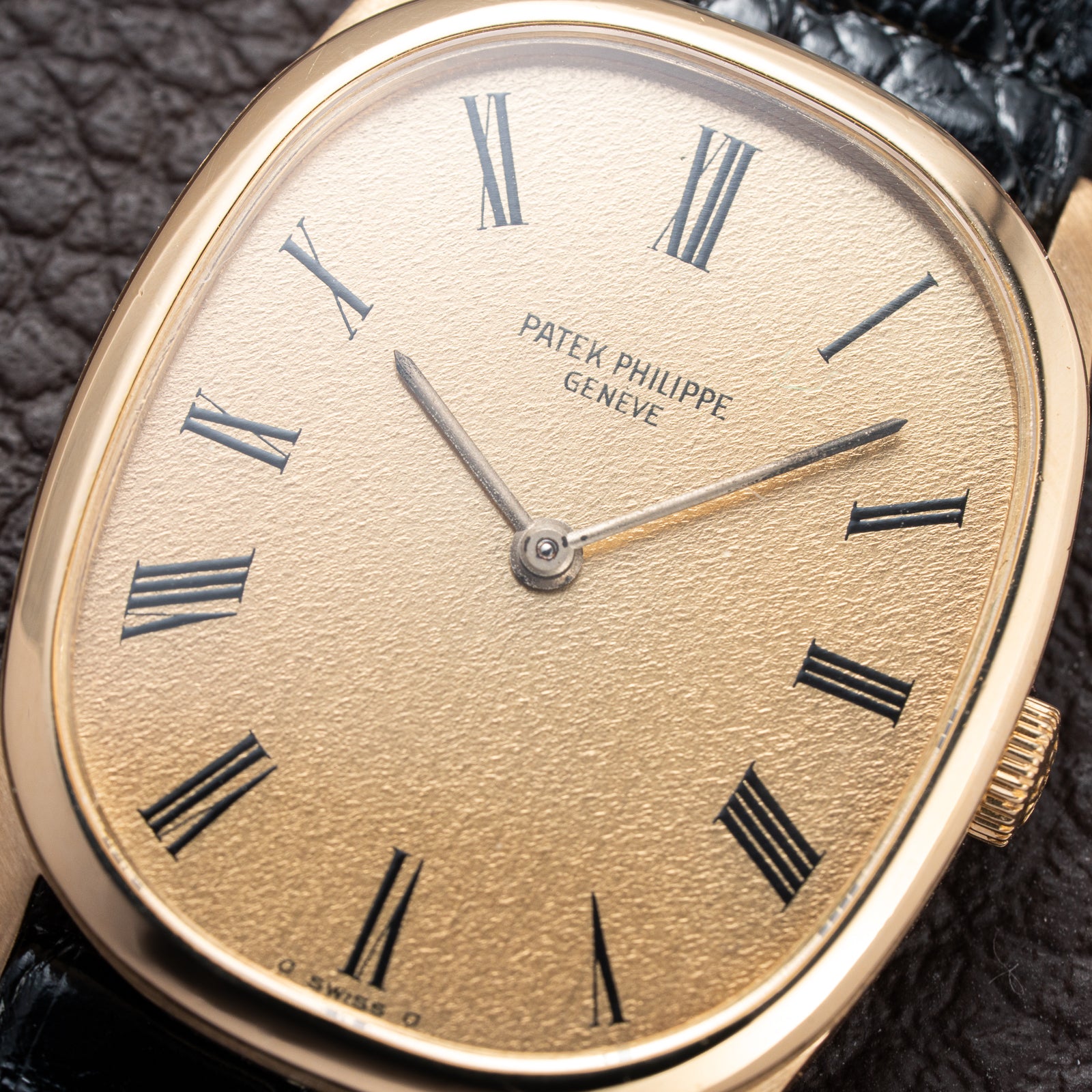 Patek Philippe Ellipse Champagne Textured Roman Dial 18K Yellow Gold Ref 3546 from 1970s