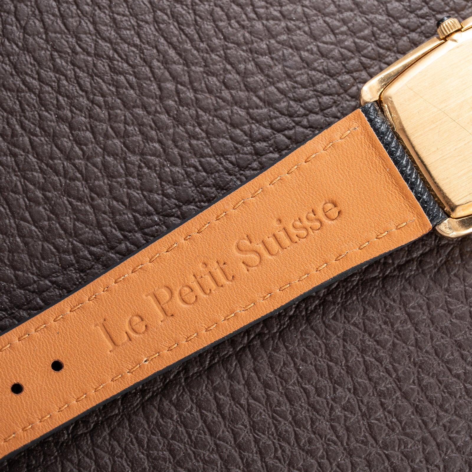 Patek Philippe Ellipse Onyx Black Dial 18k Yellow Gold Ref. 3632 from 1980s