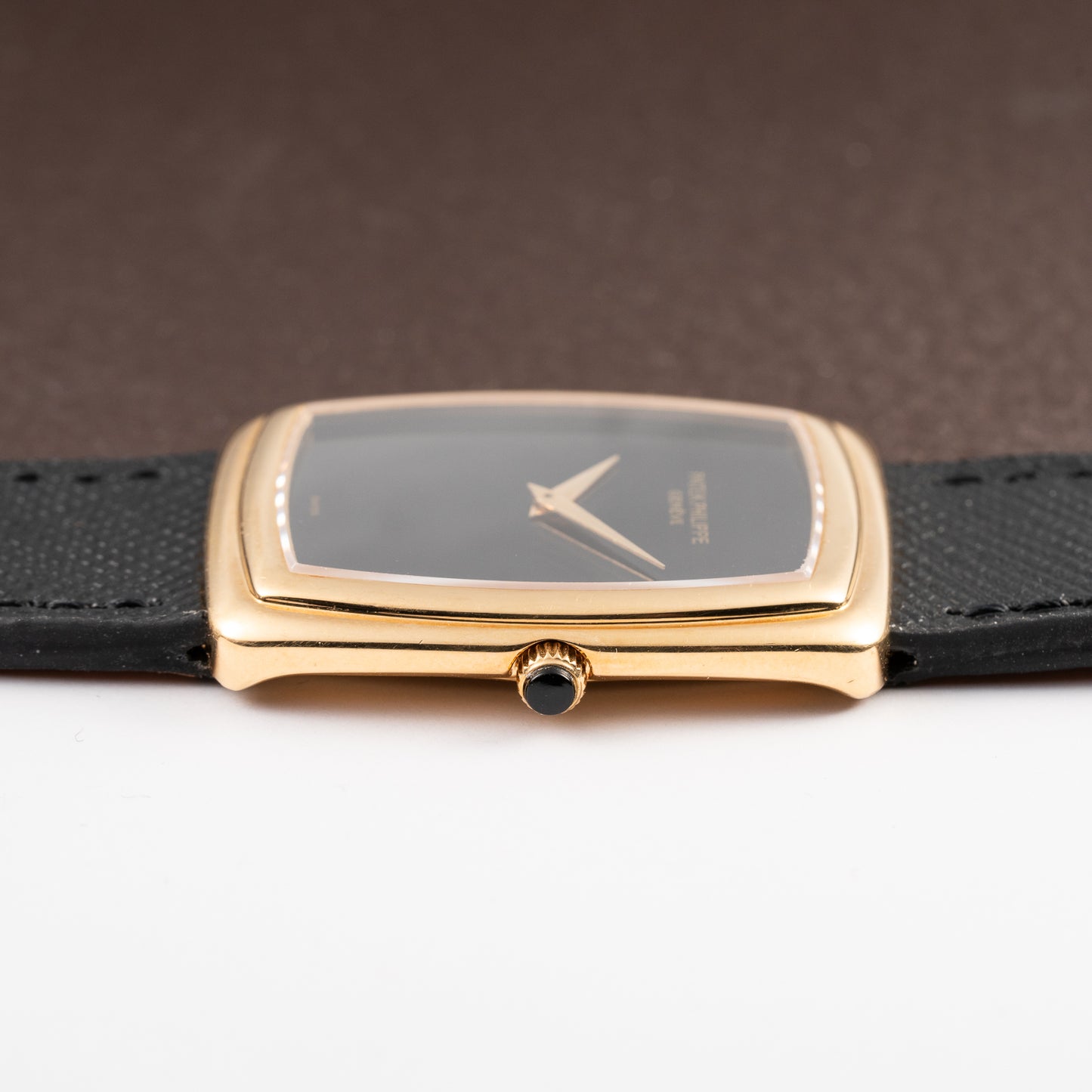 Patek Philippe Ellipse Onyx Black Dial 18k Yellow Gold Ref. 3632 from 1980s