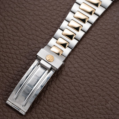 Patek Philippe Nautilus Gold/Steel White Cream Ceramic Sigma Dial Ref 3800 from 1980s