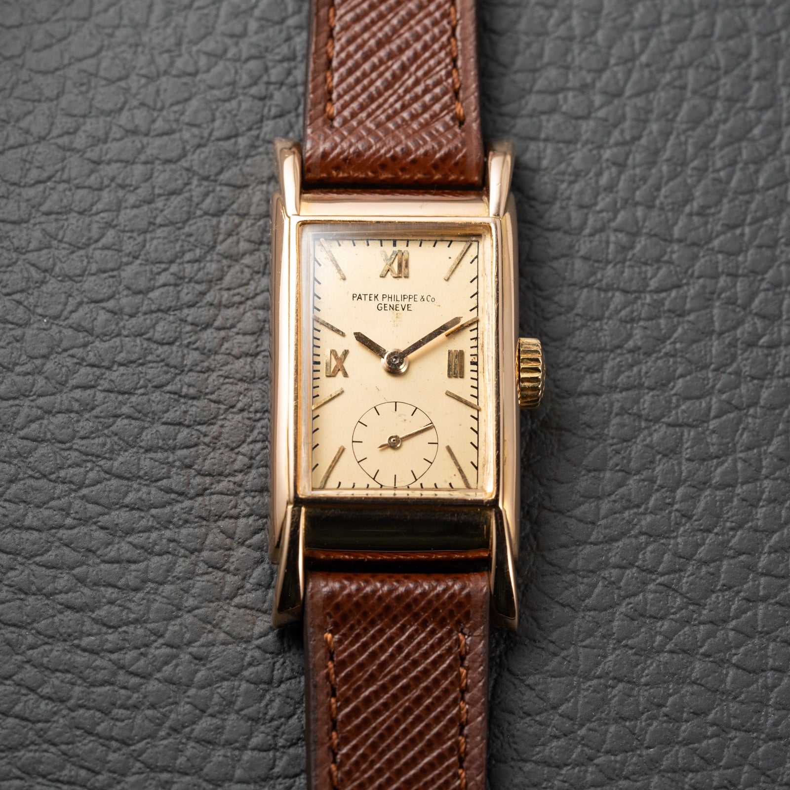 Patek Philippe Rectangular Cal 9'90 French Rose Gold Case from 1939