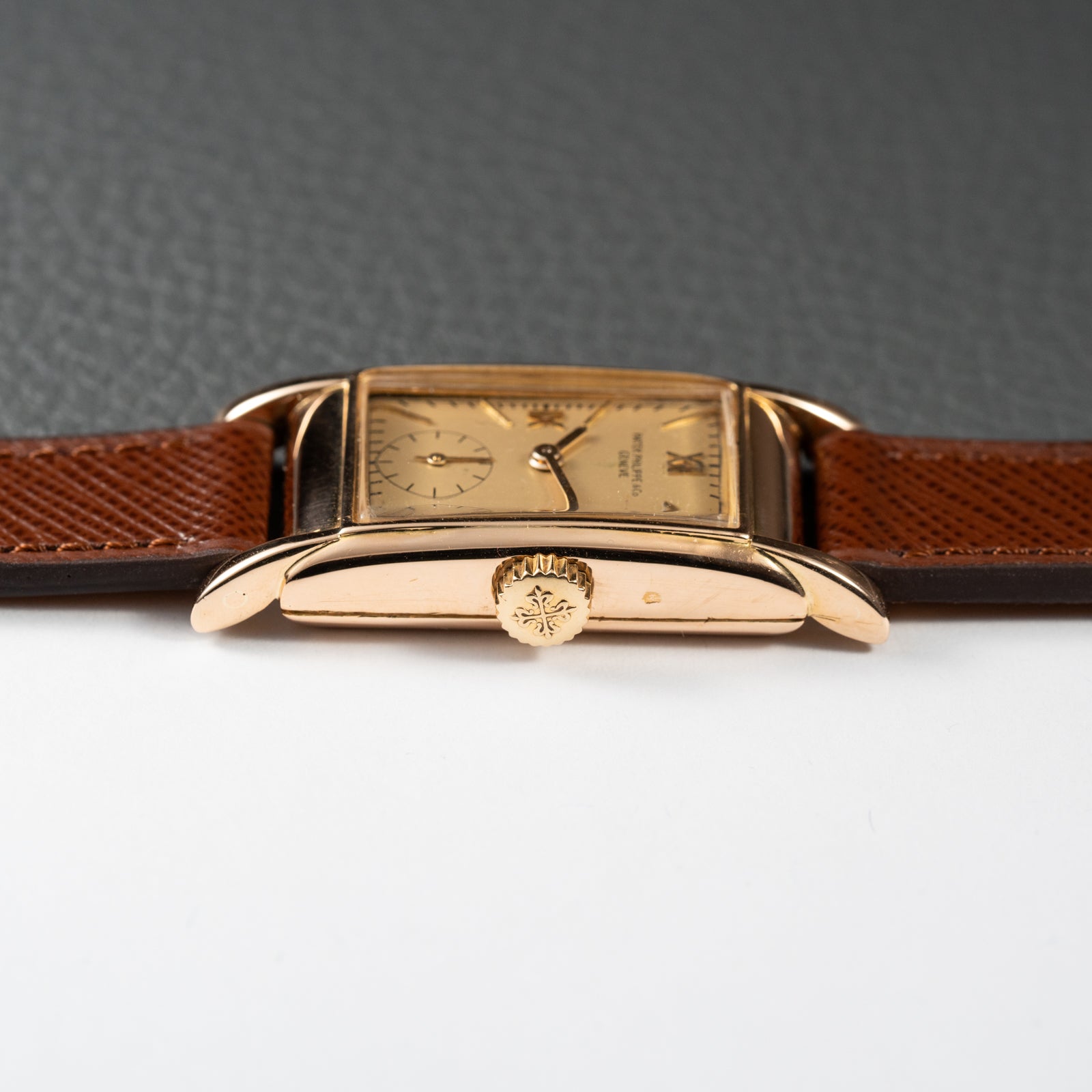 Patek Philippe Rectangular Cal 9'90 French Rose Gold Case from 1939