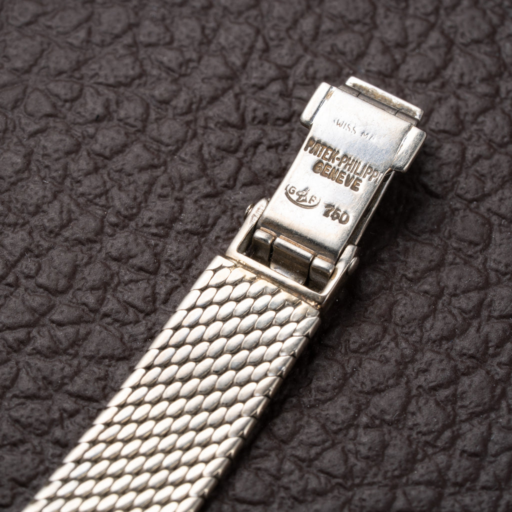 Patek Philippe Calatrava Lady Cocktail Watch White Gold 18k Blue Dial Ref 3266 from 1960s