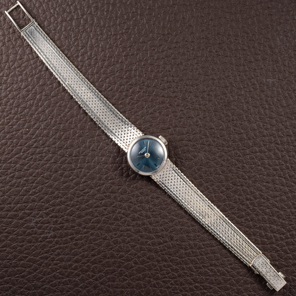 Patek Philippe Calatrava Lady Cocktail Watch White Gold 18k Blue Dial Ref 3266 from 1960s