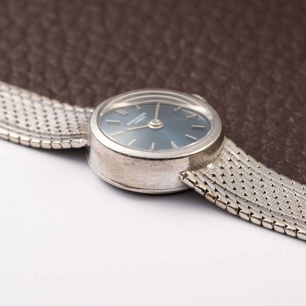 Patek Philippe Calatrava Lady Cocktail Watch White Gold 18k Blue Dial Ref 3266 from 1960s