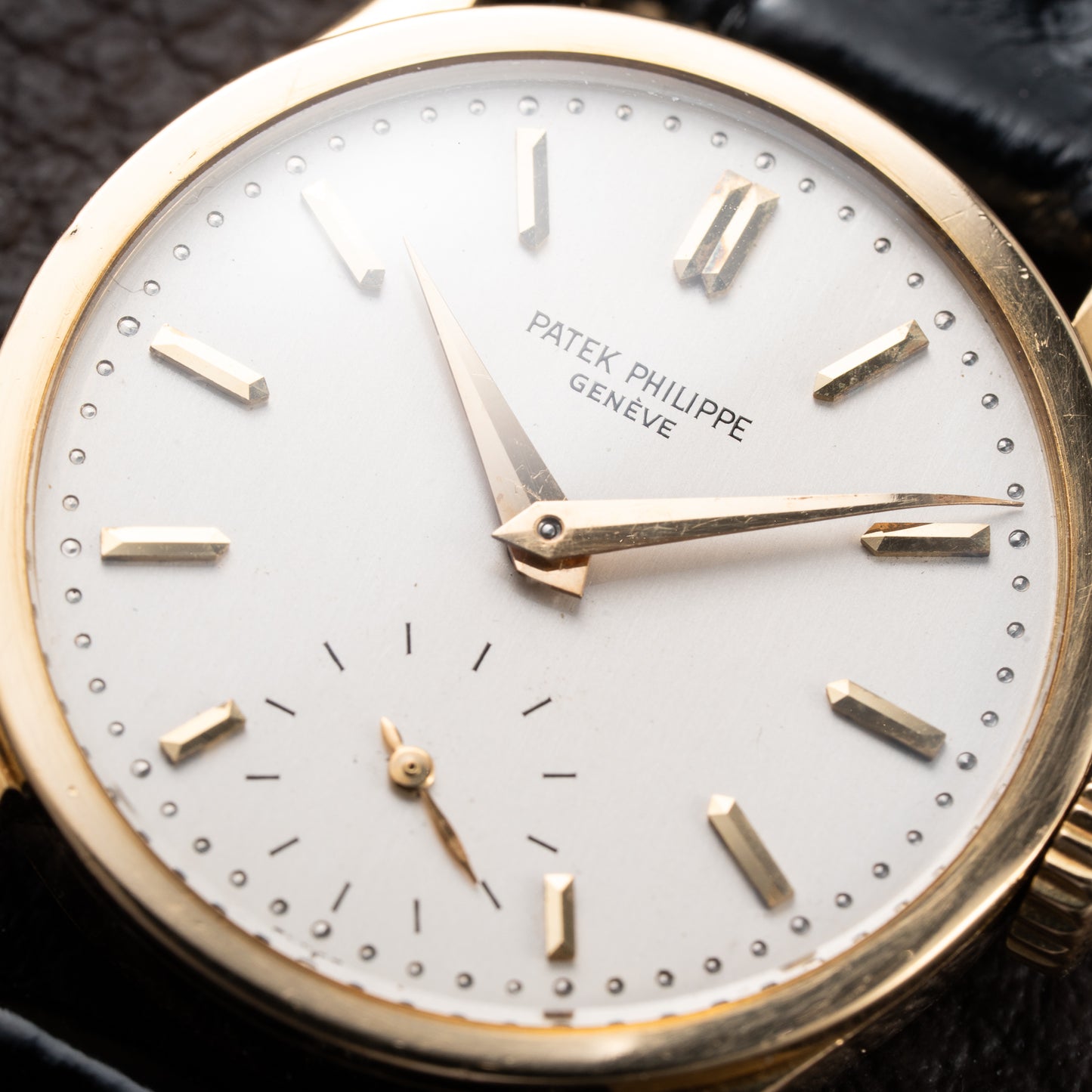 Patek Philippe Calatrava 18k Yellow Gold Ref. 96 from 1950s