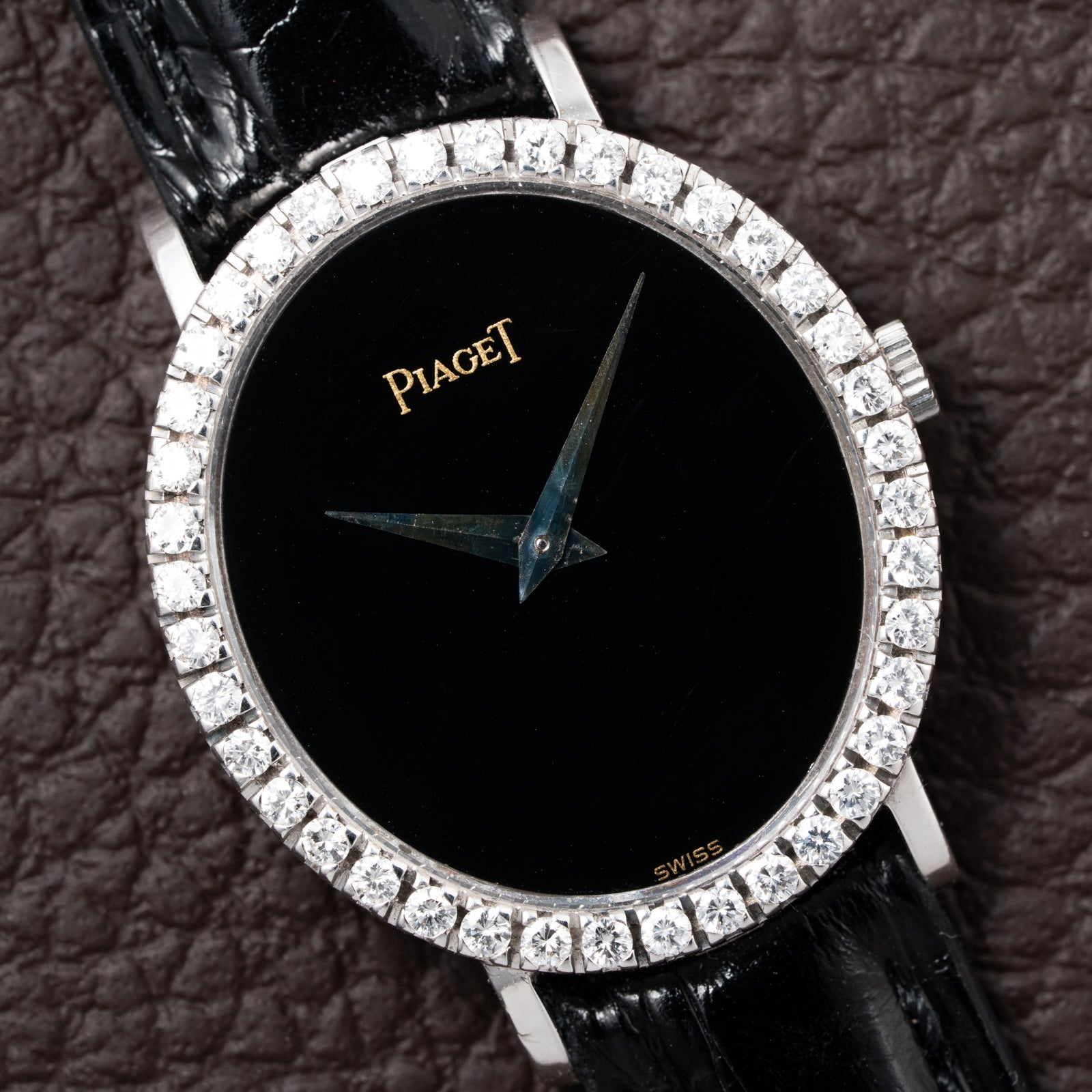 Piaget Oval Ellipse Onyx Black Dial Factory Diamond Bezel 18K White Gold Ref. 9826 from 1970s