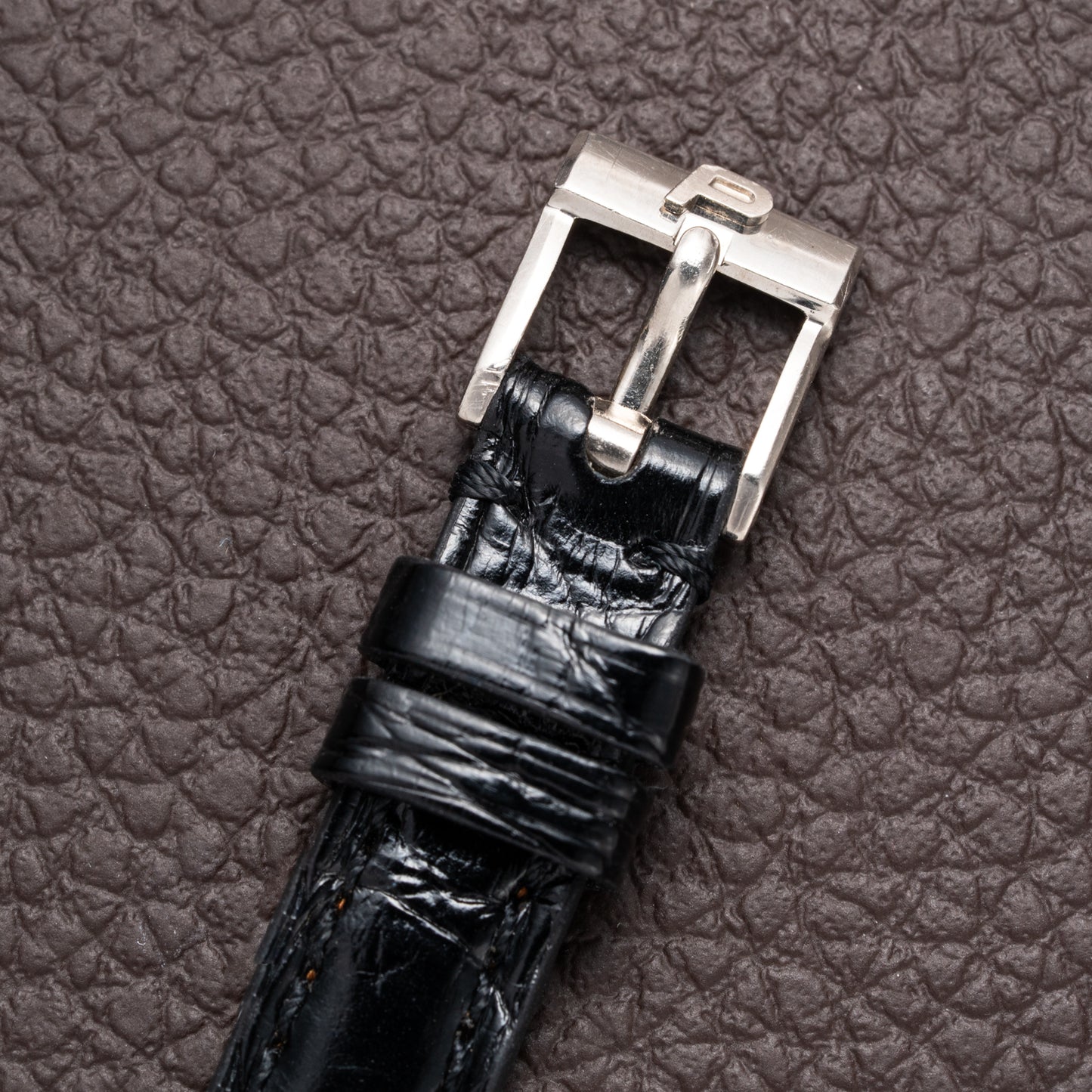 Piaget Oval Ellipse Onyx Black Dial Factory Diamond Bezel 18K White Gold Ref. 9826 from 1970s