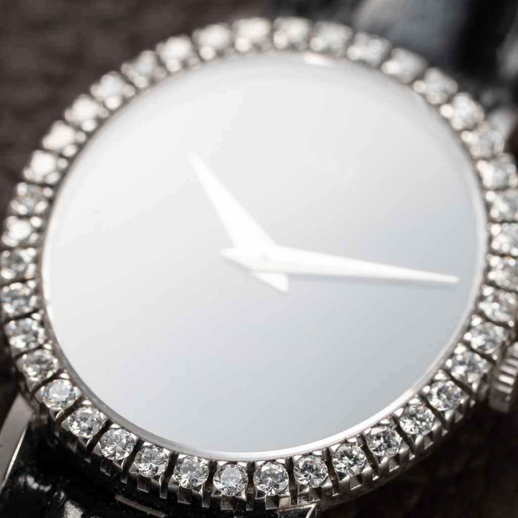 Piaget Oval Ellipse Onyx Black Dial Factory Diamond Bezel 18K White Gold Ref. 9826 from 1970s