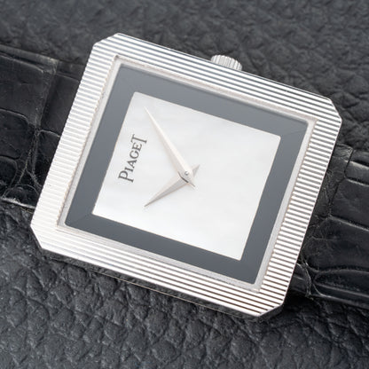Piaget Protocole Onyx & Mother of Pearl 18k White Gold Ref. 8154 from 1980s