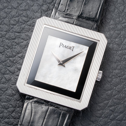 Piaget Protocole Onyx & Mother of Pearl 18k White Gold Ref. 8154 from 1980s
