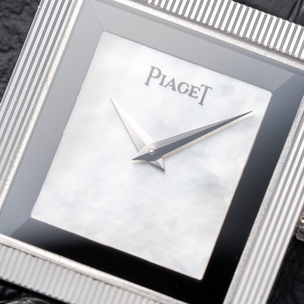 Piaget Protocole Onyx & Mother of Pearl 18k White Gold Ref. 8154 from 1980s