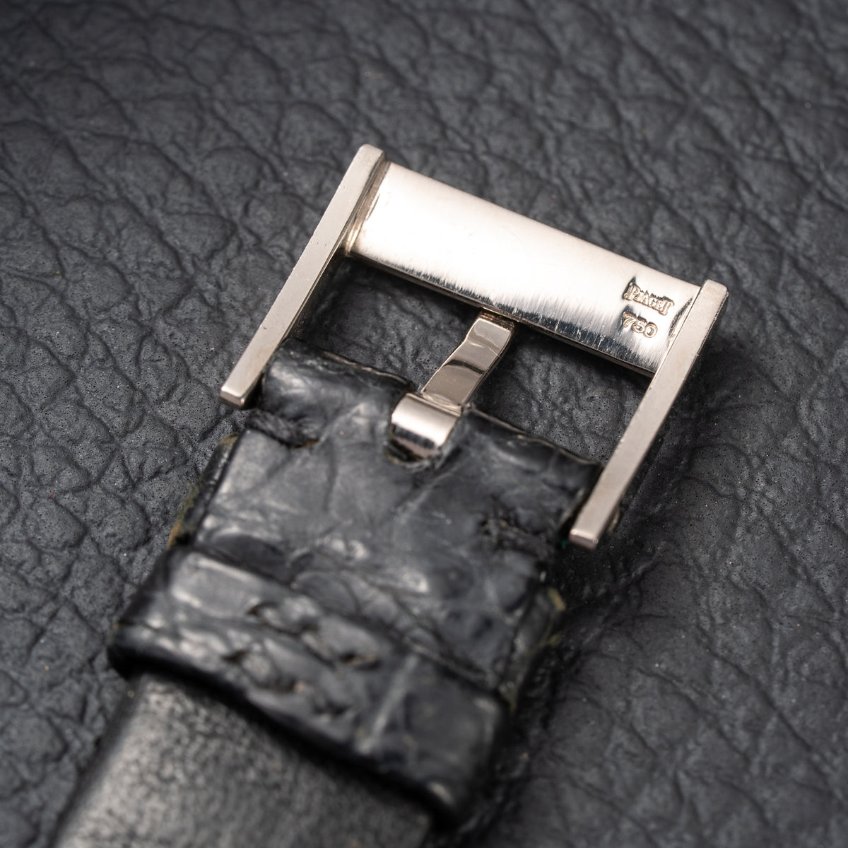 Piaget Protocole Onyx & Mother of Pearl 18k White Gold Ref. 8154 from 1980s