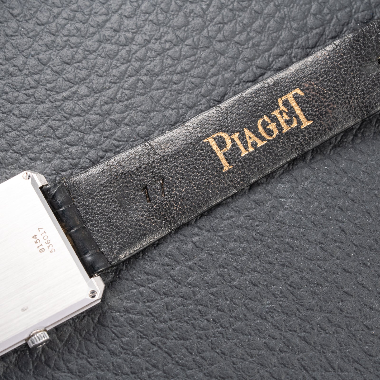 Piaget Protocole Onyx & Mother of Pearl 18k White Gold Ref. 8154 from 1980s