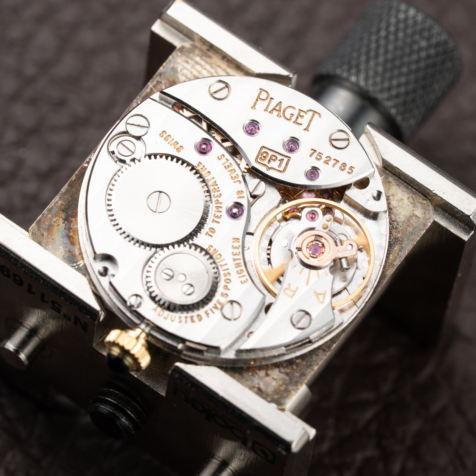Piaget Tank Ultra-Thin 18K Yellow Gold Cal. 9P with Box Ref. 9287 from 1960s