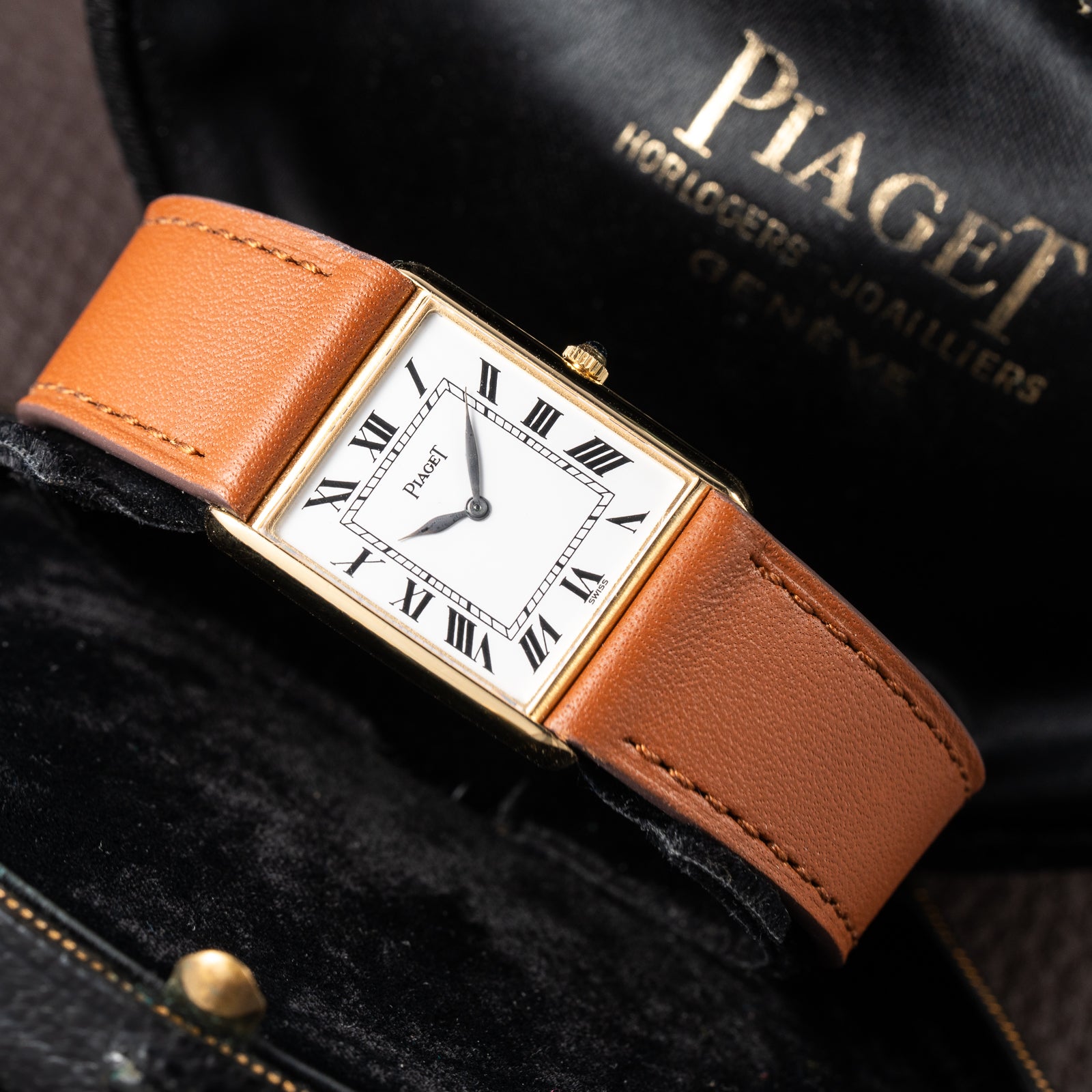 Piaget Tank Ultra-Thin 18K Yellow Gold Cal. 9P with Box Ref. 9287 from 1960s