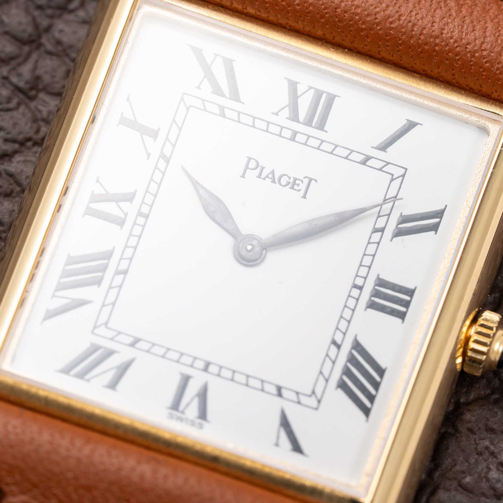 Piaget Tank Ultra-Thin 18K Yellow Gold Cal. 9P with Box Ref. 9287 from 1960s