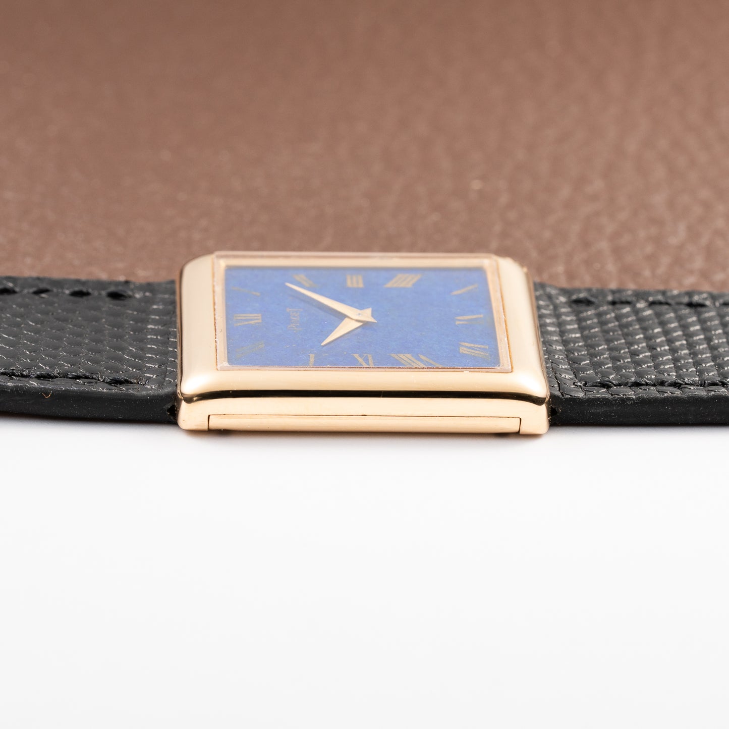 Piaget Tank Lapis Lazuli Ultra Thin 18K Yellow Gold Cal. 9P Ref. 9150 from 1970s