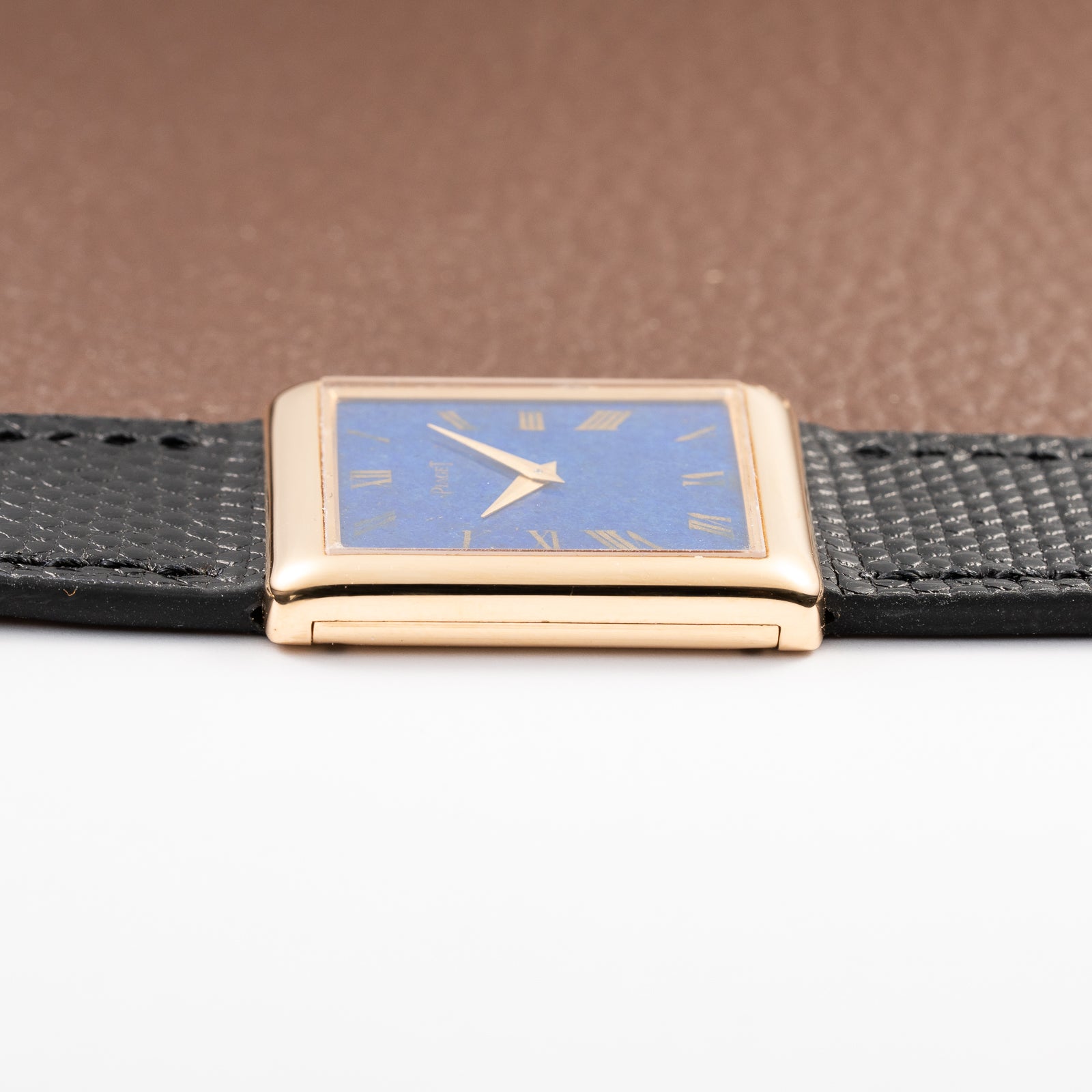 Piaget Tank Lapis Lazuli Ultra Thin 18K Yellow Gold Cal. 9P Ref. 9150 from 1970s