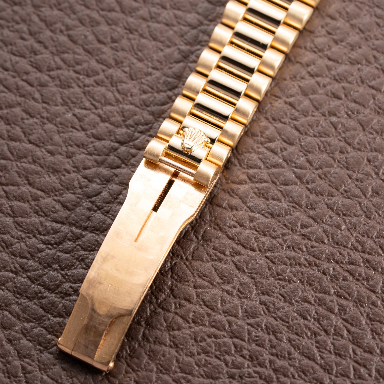 Rolex Datejust 26 Lady Factory Diamond Dial 18K Yellow Gold Ref. 69178 Circa 1994