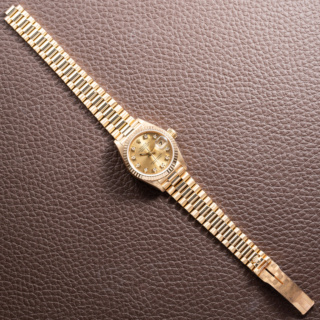 Rolex Datejust 26 Lady Factory Diamond Dial 18K Yellow Gold Ref. 69178 Circa 1994