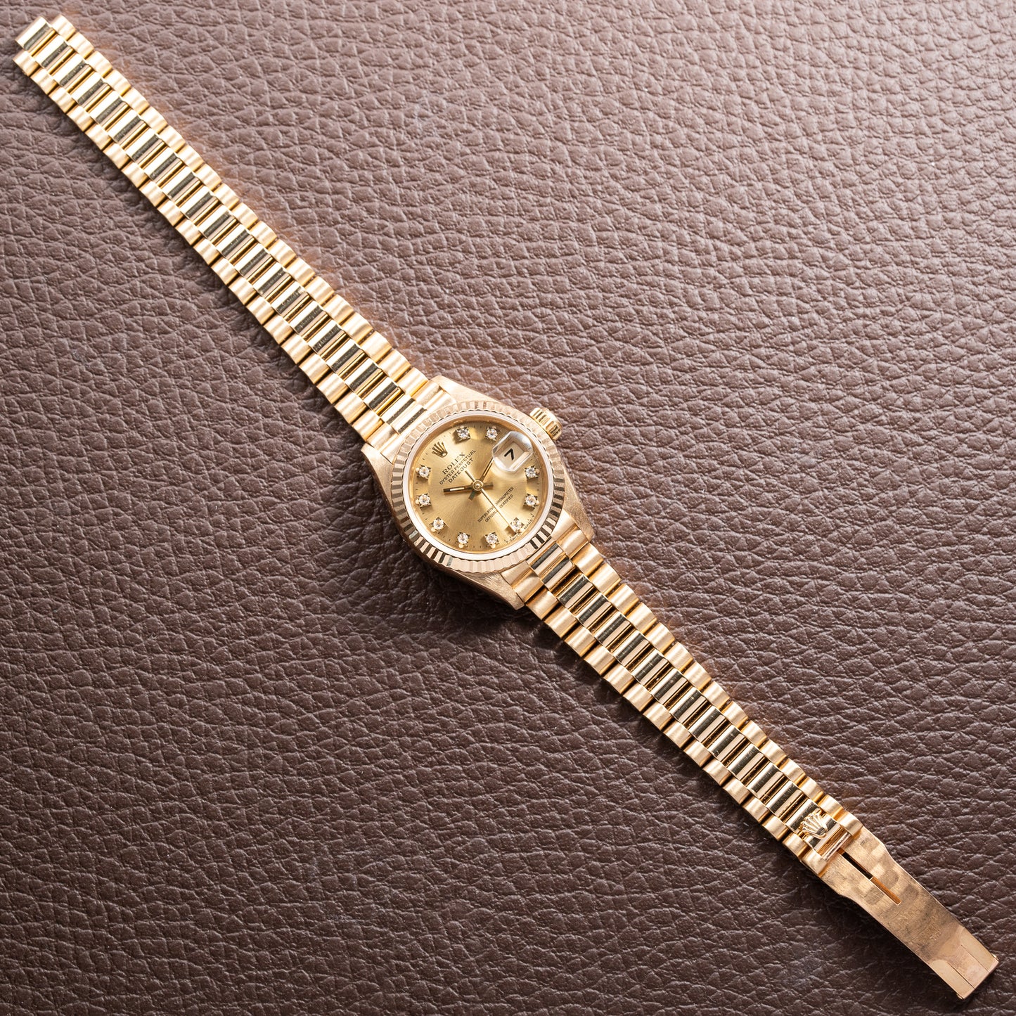Rolex Datejust 26 Lady Factory Diamond Dial 18K Yellow Gold Ref. 69178 Circa 1994