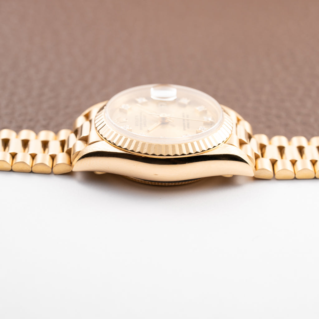 Rolex Datejust 26 Lady Factory Diamond Dial 18K Yellow Gold Ref. 69178 Circa 1994