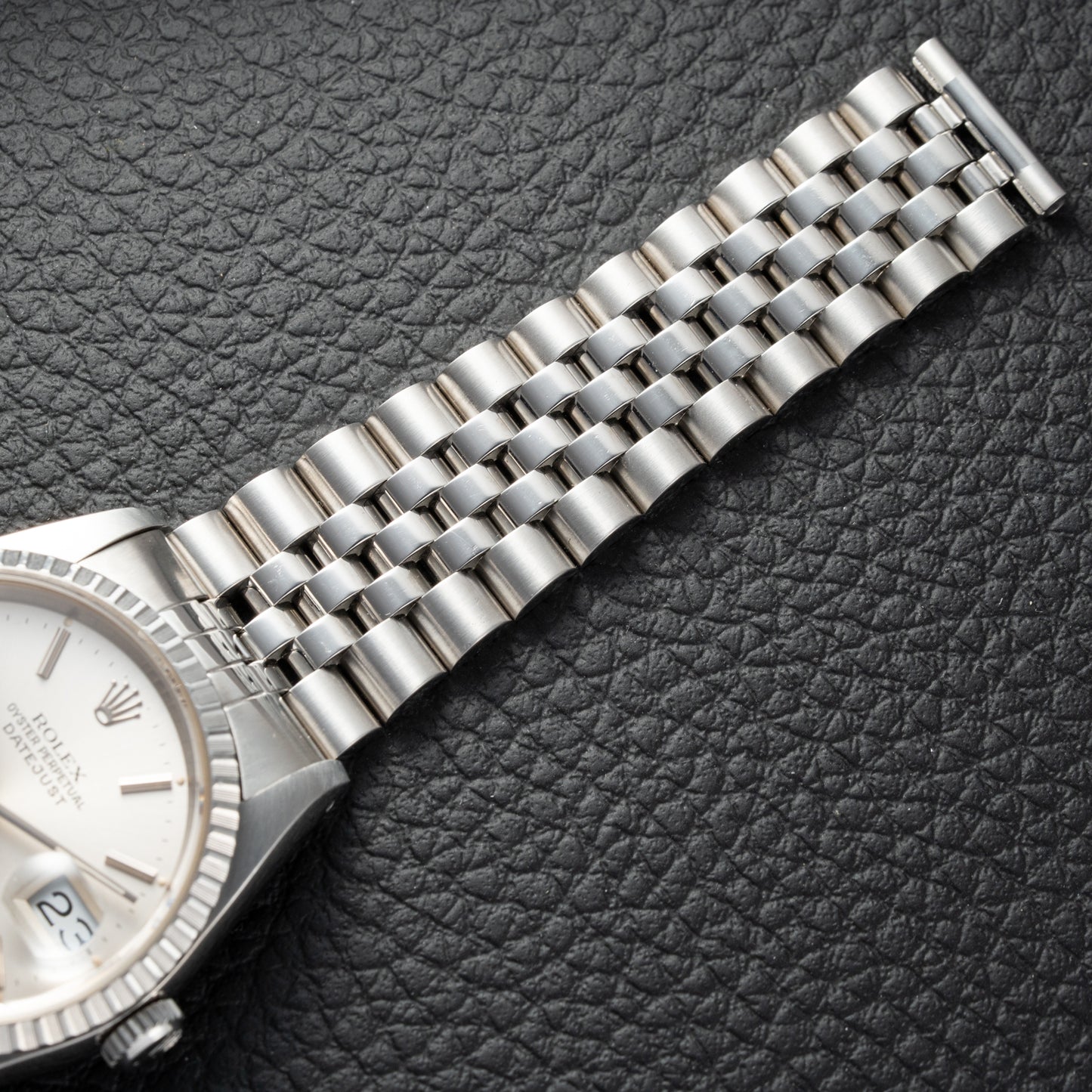 Rolex Datejust 36mm Ref. 16220 Engine Turned bezel Jubilee (1991)