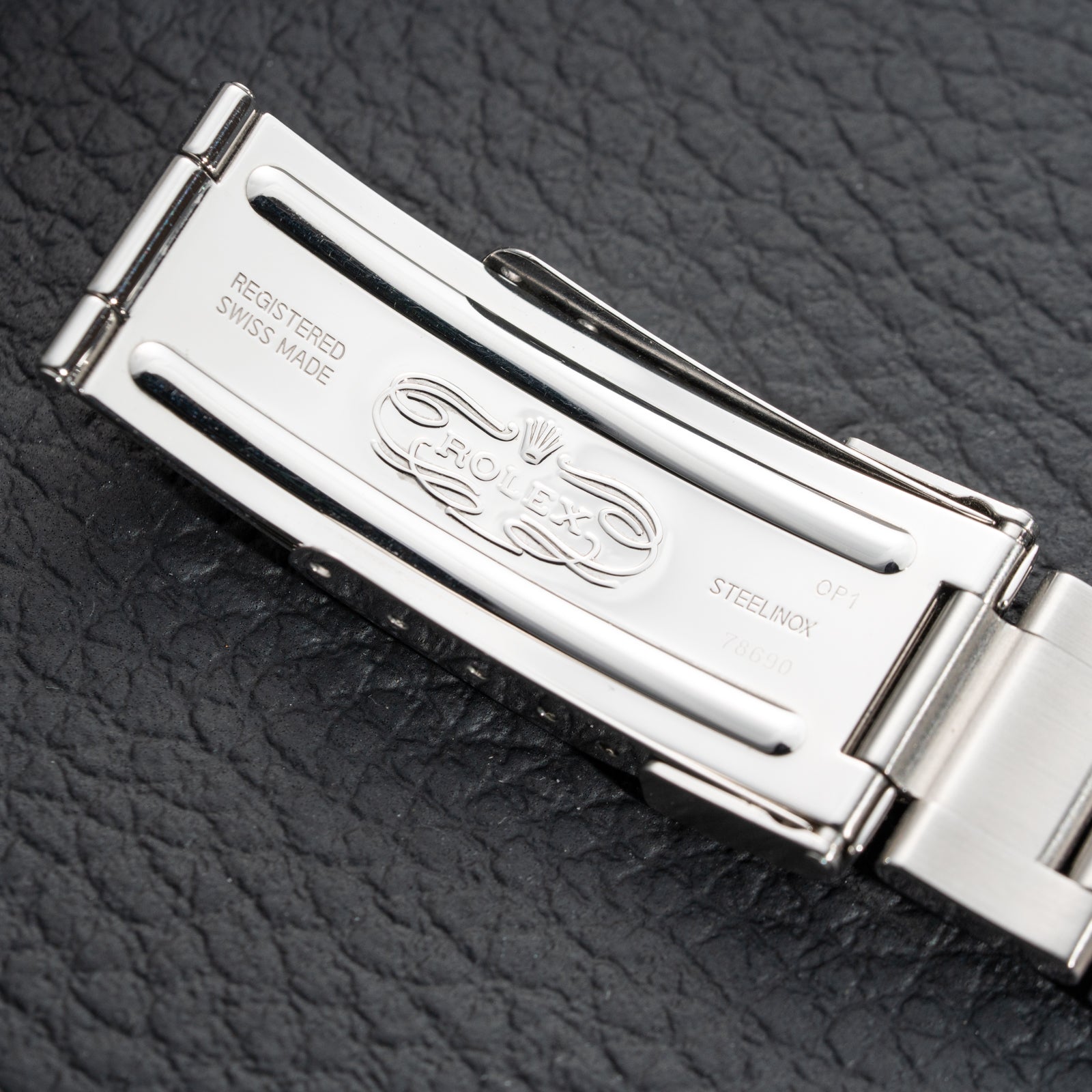 Rolex Explorer 114270 Z-Serial from 2006 Full Set