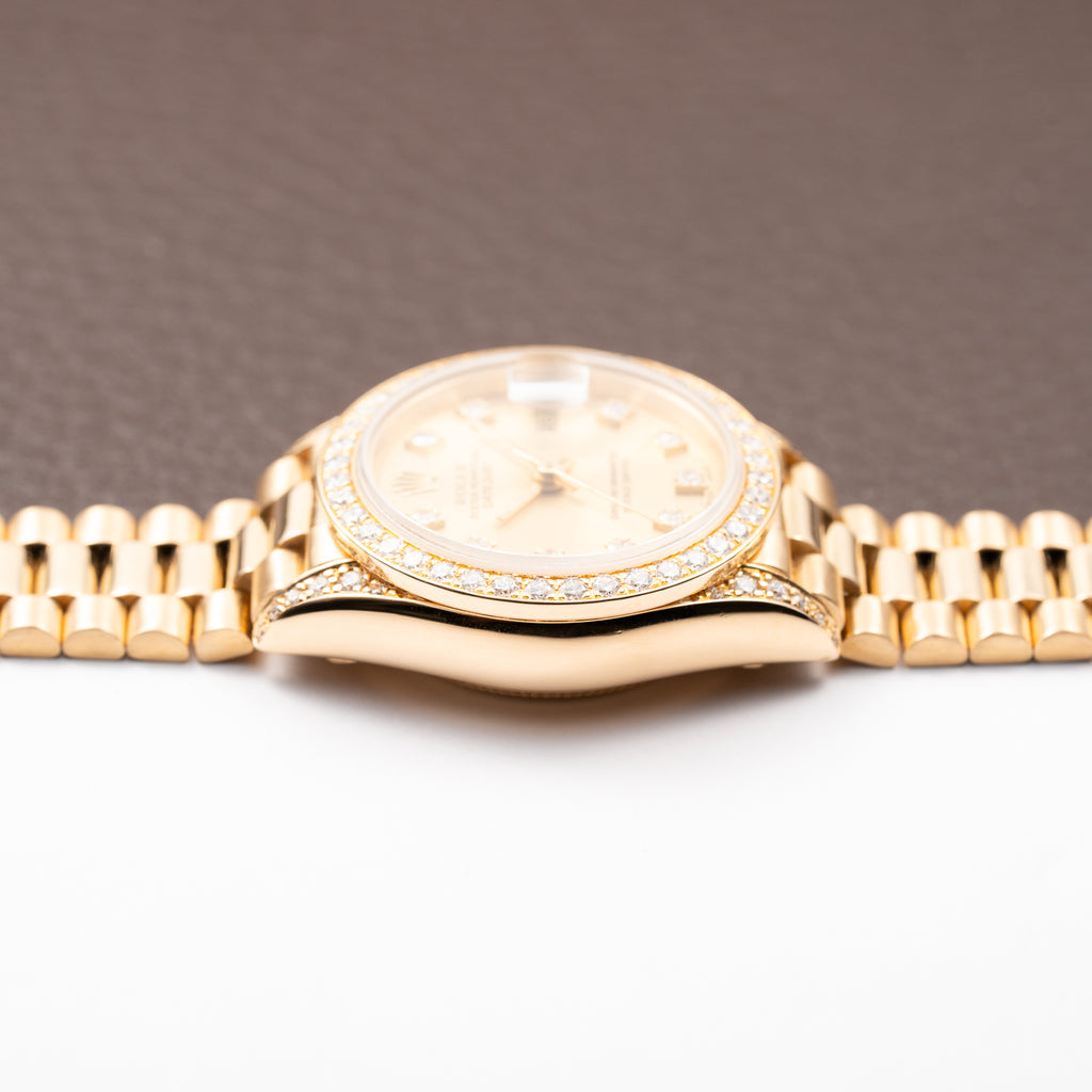 Rolex Lady-Datejust 26 Factory Diamond Dial, Bezel & Lugs  18K Yellow Gold Ref 69158 from 1989