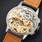 Universal Genève Compax Pink Salmon Dial Steel Fancy Lugs Calibre 285 Ref 22458 from 1940s