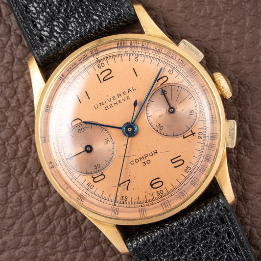 Universal Genève Compur 30 Chronograph with Salmon Dial 18K Yellow Gold Ref. 12445 Circa 1941