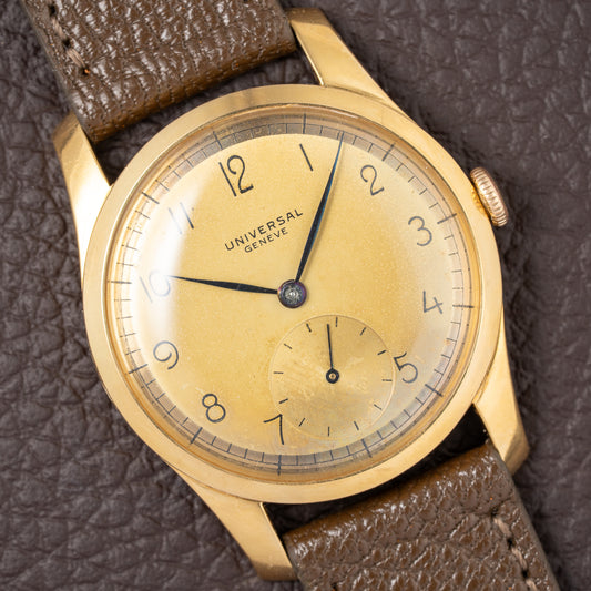 Universal Genève Dress Watch Sub Seconds “Curved Galbée Lugs” 18k Gold Ref. 112132 from 1950s