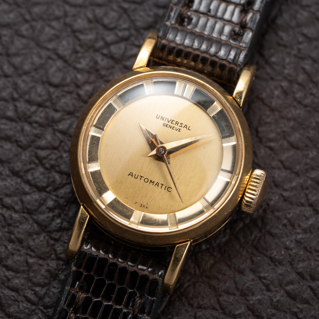 Universal Genève Polerouter DeLuxe 'Mini' Lady Automatic 18K Yellow Gold Ref. 17601 From 1960s