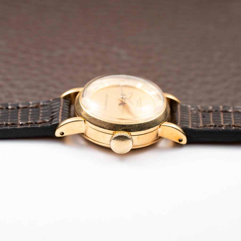 Universal Genève Polerouter DeLuxe 'Mini' Lady Automatic 18K Yellow Gold Ref. 17601 From 1960s