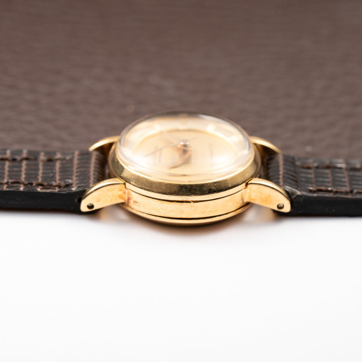 Universal Genève Polerouter DeLuxe 'Mini' Lady Automatic 18K Yellow Gold Ref. 17601 From 1960s