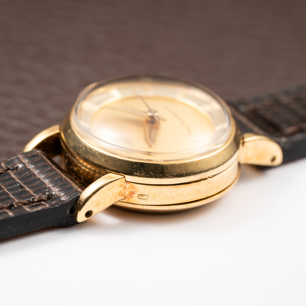 Universal Genève Polerouter DeLuxe 'Mini' Lady Automatic 18K Yellow Gold Ref. 17601 From 1960s