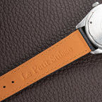Universal Genève Polerouter Micro-Rotor Tropical Black Crosshair Dial Ref. 204610 From 1960s