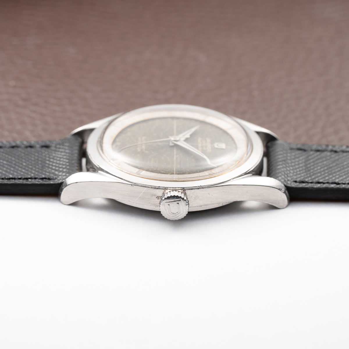 Universal Genève Polerouter Micro-Rotor Tropical Black Crosshair Dial Ref. 204610 From 1960s