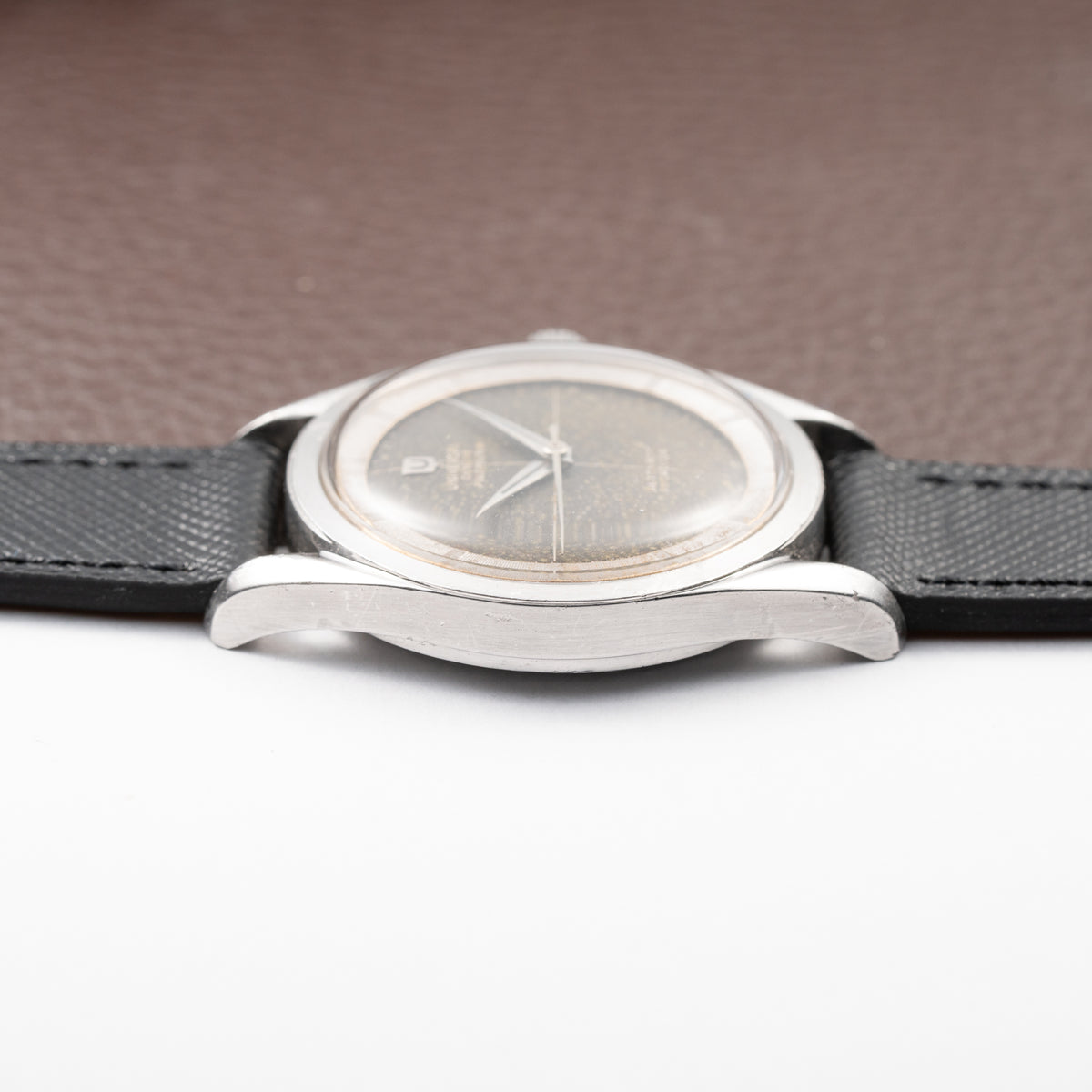 Universal Genève Polerouter Micro-Rotor Tropical Black Crosshair Dial Ref. 204610 From 1960s