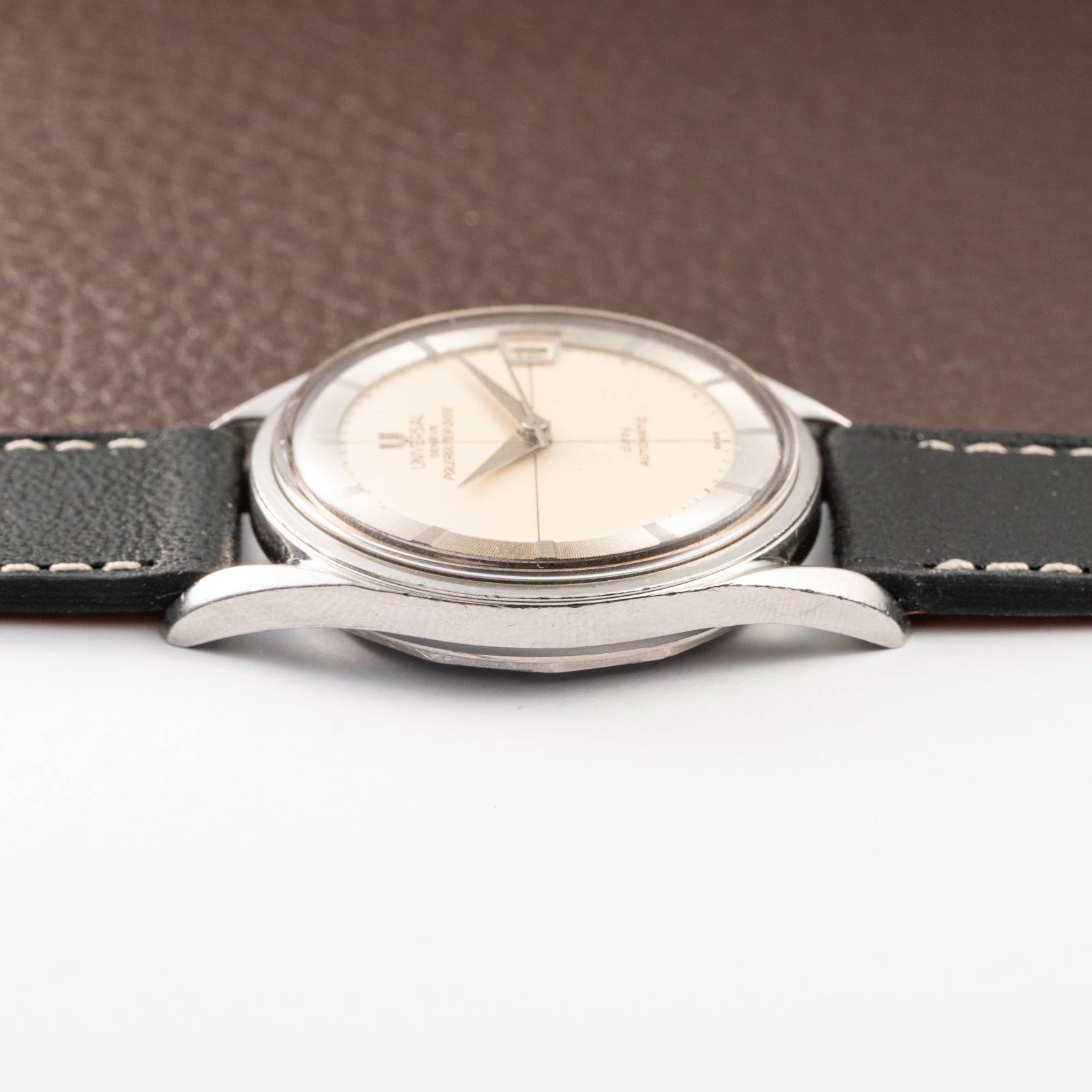 Universal Genève Polerouter Date Crosshair “Duray” Ref. 204610